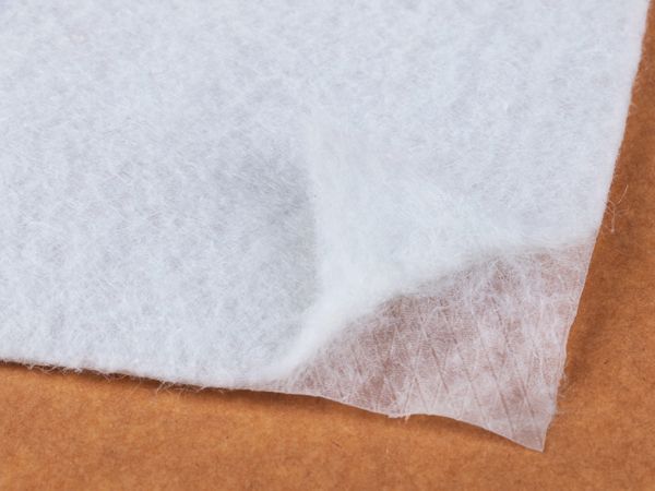 土工膜和復(fù)合土工膜的區(qū)別在哪里？